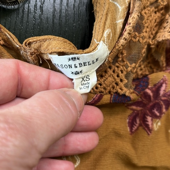 Mason & Belle Floral Lace Trim Tank Top - Brown and Purple - Picture 4 of 6